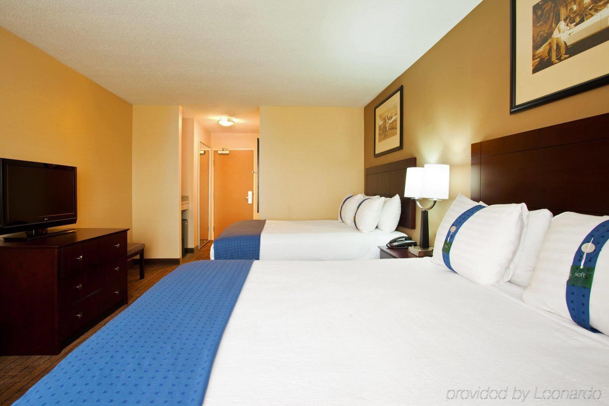 Holiday Inn Aurora North - Naperville By Ihg Oda fotoğraf