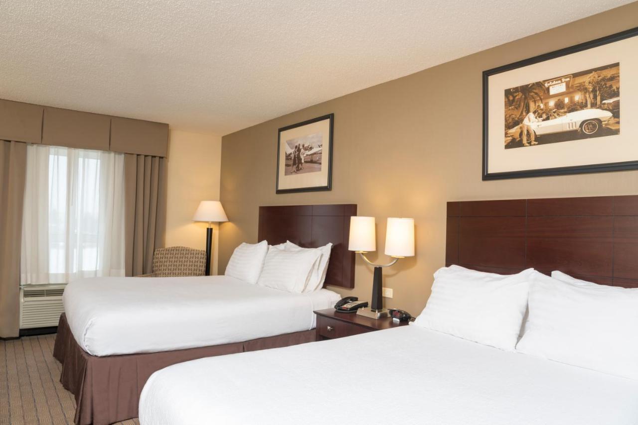Holiday Inn Aurora North - Naperville By Ihg Dış mekan fotoğraf